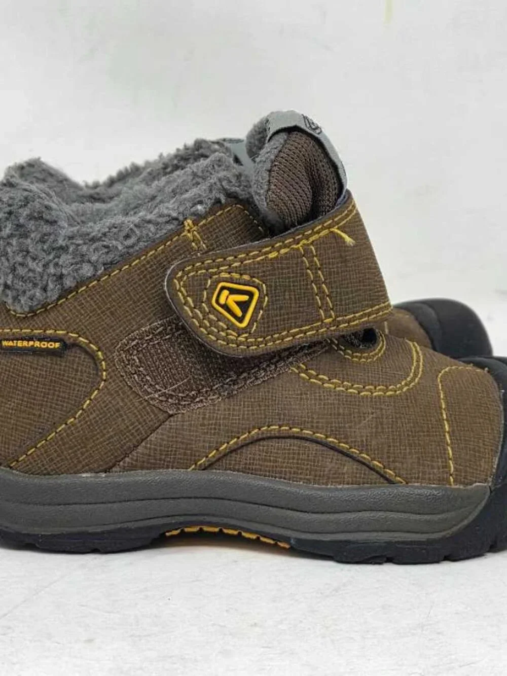 Toddler 6 Keen Kootenay Waterproof Winter Boots in brown